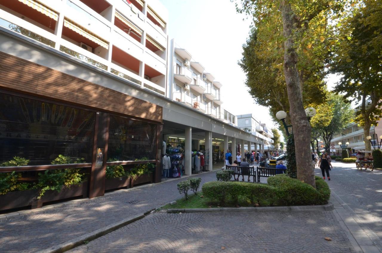 Appartamenti Furlan Bibione Exteriör bild