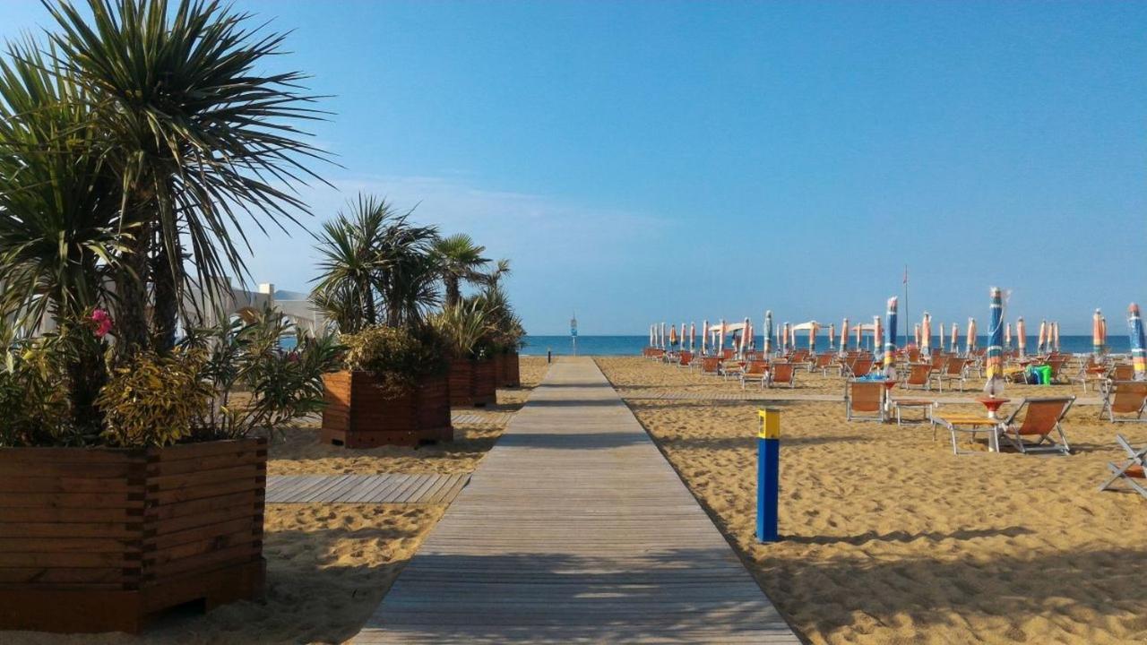 Appartamenti Furlan Bibione Exteriör bild